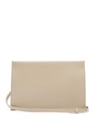 Matchesfashion.com Aesther Ekme - Structured Leather Shoulder Bag - Womens - Cream