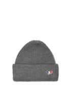 Matchesfashion.com Maison Kitsun - Fox Appliqu Ribbed Wool Blend Beanie Hat - Mens - Grey