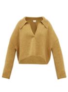 Matchesfashion.com Khaite - Shelley Oversized Cashmere Sweater - Womens - Beige