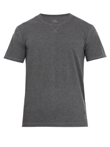 Every Second Counts Hybrid Performance T-shirt