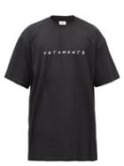 Matchesfashion.com Vetements - Friendly Oversized Logo-print Cotton T-shirt - Mens - Black