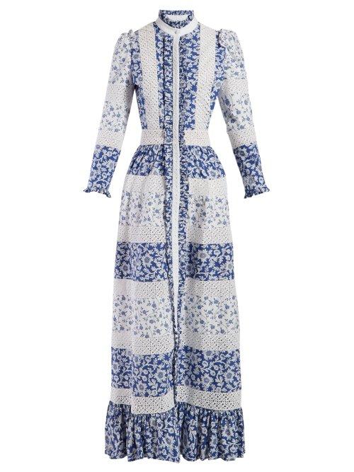 Matchesfashion.com Alexander Mcqueen - Macram Panelled Floral Print Cotton Gown - Womens - Blue White