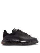 Matchesfashion.com Alexander Mcqueen - Exaggerated Sole Speckled-leather Trainers - Mens - Black