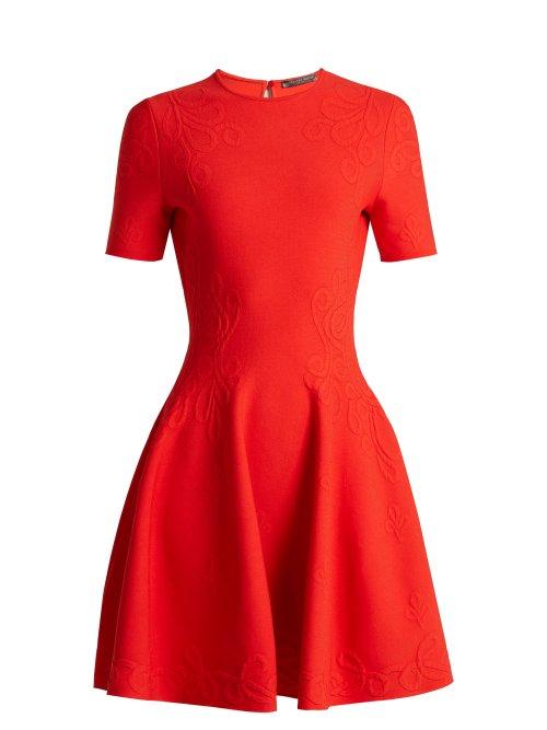 Matchesfashion.com Alexander Mcqueen - Embossed Knit Dress - Womens - Red