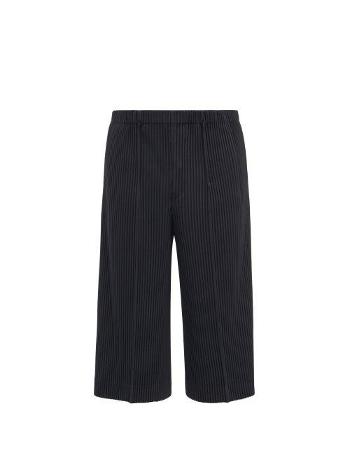 Mens Rtw Homme Pliss Issey Miyake - Technical-pleated Shorts - Mens - Black