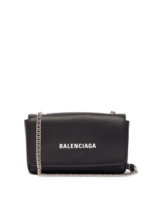 Matchesfashion.com Balenciaga - Everyday L Leather Cross Body Bag - Womens - Black