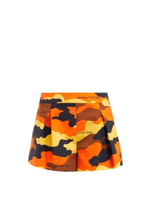 Matchesfashion.com Off-white - Camouflage Print Pleated Cotton Shorts - Womens - Brown Multi