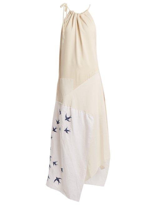 Matchesfashion.com Jw Anderson - Swallow Embroidered Contrast Panel Linen Dress - Womens - Cream