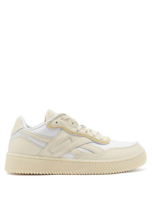 Matchesfashion.com Reebok X Victoria Beckham - Dual Court Ii Grained-leather Trainers - Womens - Cream