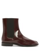 Matchesfashion.com Maison Margiela - Tabi Split Toe Leather Chelsea Boots - Womens - Burgundy