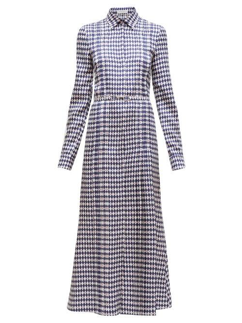 Matchesfashion.com Gabriela Hearst - Jane Rhombus Print Silk Twill Shirtdress - Womens - Navy White