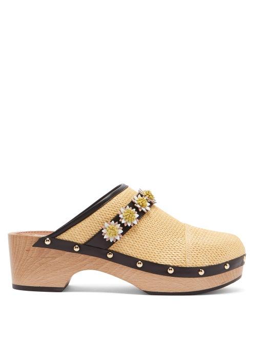 Matchesfashion.com Fabrizio Viti - Jean Floral Appliqu Leather Clogs - Womens - Beige