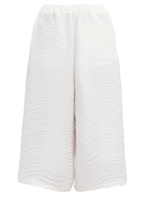 Matchesfashion.com Issey Miyake - Wide Leg Pleated Trousers - Womens - White