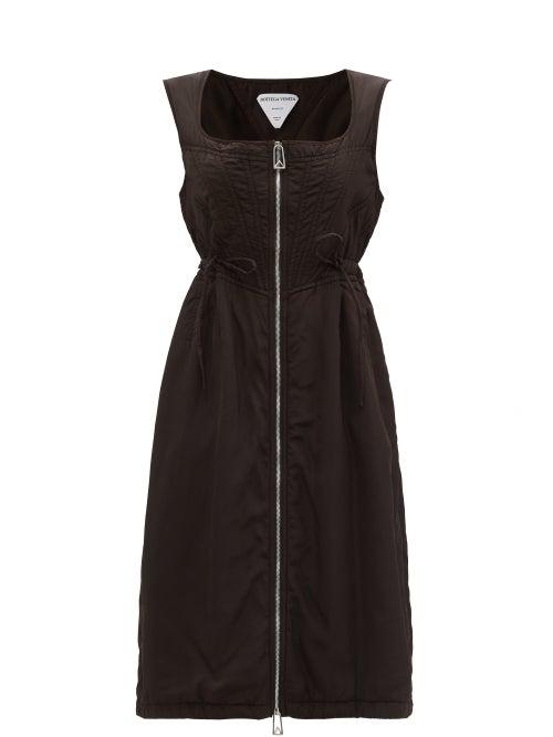 Matchesfashion.com Bottega Veneta - Basque-waist Zipped Twill Midi Dress - Womens - Brown