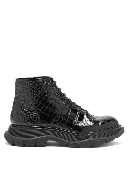 Matchesfashion.com Alexander Mcqueen - Exaggerated-sole Crocodile Effect-leather Boots - Womens - Black