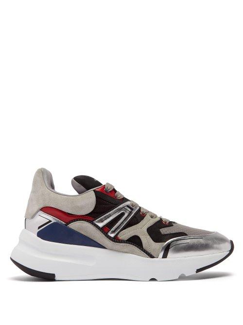 Matchesfashion.com Alexander Mcqueen - Raised Sole Low Top Suede Trainers - Mens - Silver