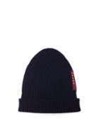 Matchesfashion.com Prada - Logo Embellished Ribbed Knit Beanie Hat - Mens - Navy