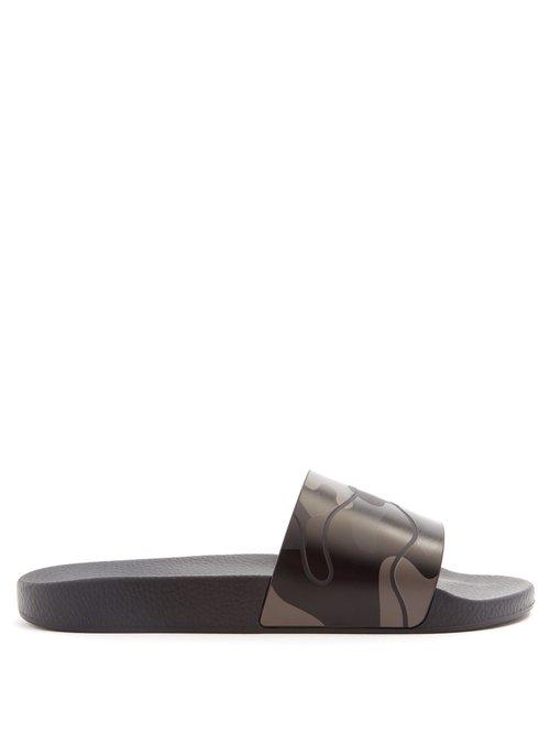 Matchesfashion.com Valentino - Camouflage Print Rubber Pool Slides - Mens - Black Multi