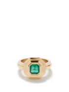 Azlee - Staircase Emerald & 18kt Gold Ring - Womens - Green Gold