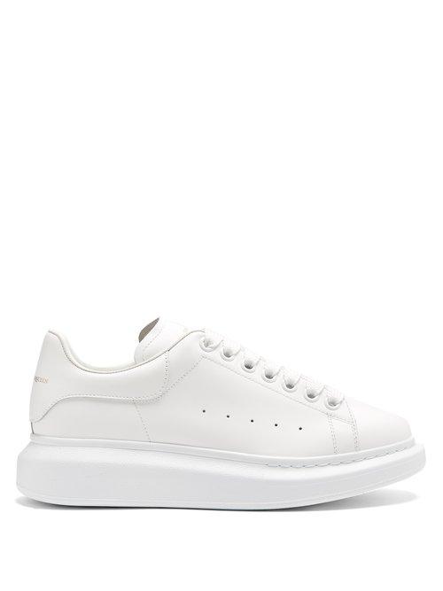 Matchesfashion.com Alexander Mcqueen - Raised Sole Low Top Leather Trainers - Womens - White