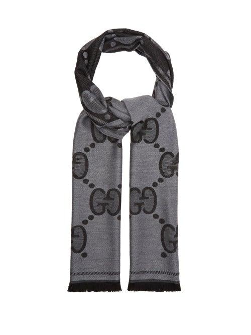 Matchesfashion.com Gucci - Fringed Gg-jacquard Wool Scarf - Mens - Grey
