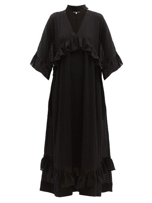 Matchesfashion.com Ganni - Ruffled Seersucker Midi Dress - Womens - Black