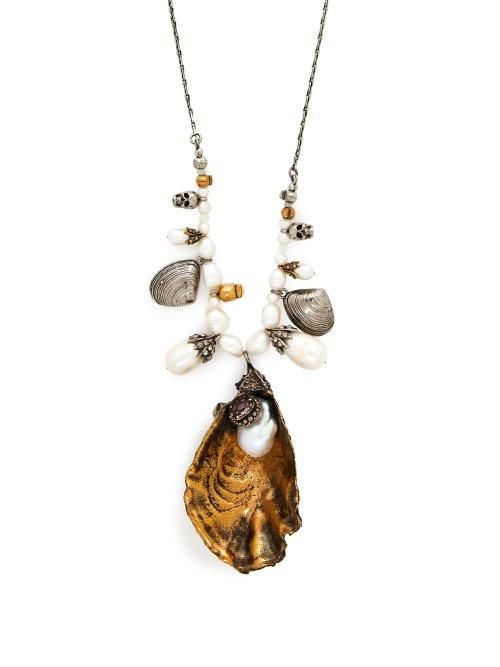 Matchesfashion.com Alexander Mcqueen - Oyster Baroque Pearl Necklace - Womens - Gold