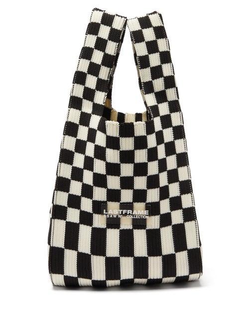 Lastframe - Small Ichimatsu-check Ribbed-knit Tote Bag - Womens - Black White