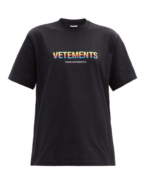 Matchesfashion.com Vetements - Think Differently-print Cotton-jersey T-shirt - Womens - Black