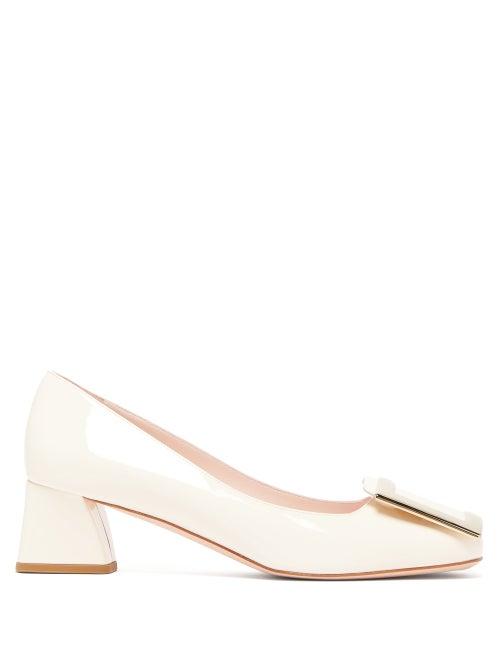 Matchesfashion.com Roger Vivier - Trs Vivier Buckle Patent-leather Pumps - Womens - White