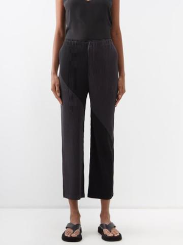 Issey Miyake - Colour-block Technical-pleated Jersey Trousers - Womens - Black Grey