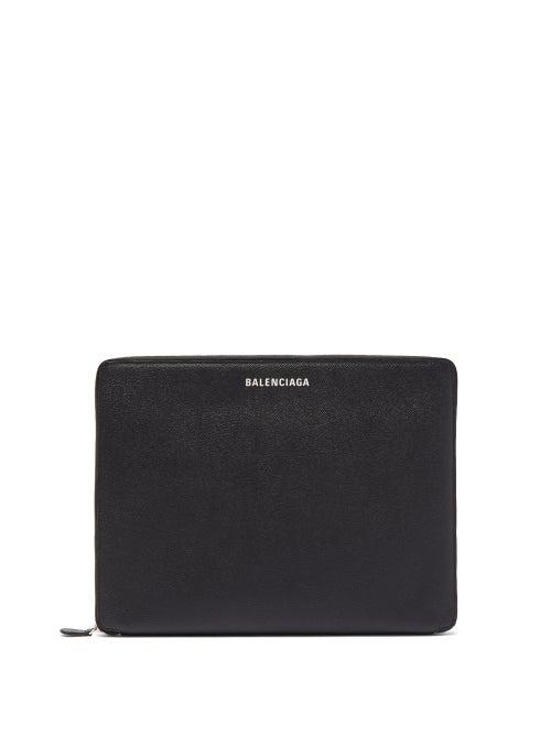 Matchesfashion.com Balenciaga - Logo Print Leather Zip Around Pouch - Mens - Black