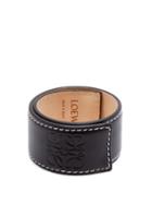 Matchesfashion.com Loewe - Anagram Debossed Leather Snap Cuff - Womens - Black