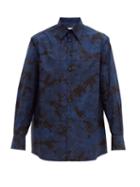 Matchesfashion.com Valentino - Vltn Camouflage Print Cotton Shirt - Mens - Navy Multi
