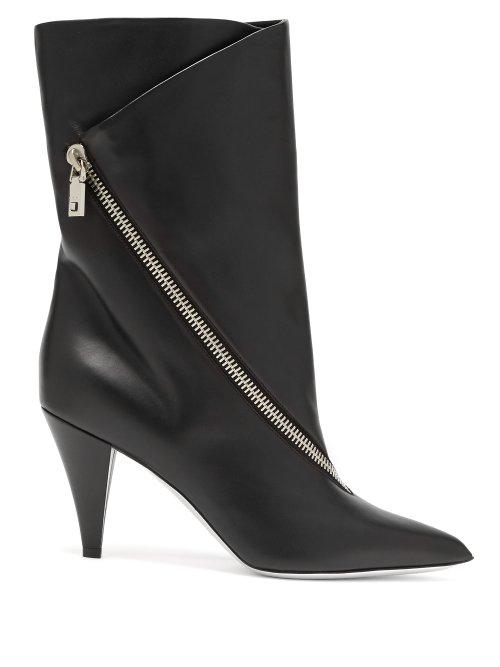 Matchesfashion.com Givenchy - Point Toe Leather Ankle Boots - Womens - Black