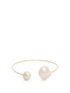 Matchesfashion.com Nadia Shelbaya - 105 Daburo Pearl & 18kt Gold Cuff - Womens - Pearl