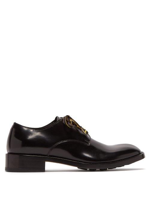 Matchesfashion.com Maison Margiela - Contrast Laces Patent Leather Derby Shoes - Mens - Black