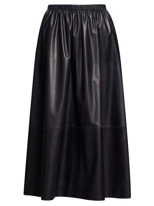 Matchesfashion.com The Row - Tilia Leather Midi Skirt - Womens - Navy