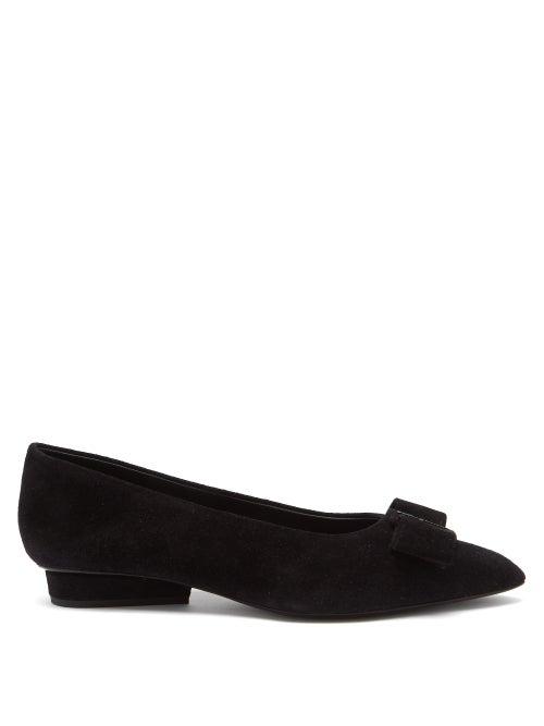 Ladies Shoes Salvatore Ferragamo - Viva Suede Point-toe Flats - Womens - Black