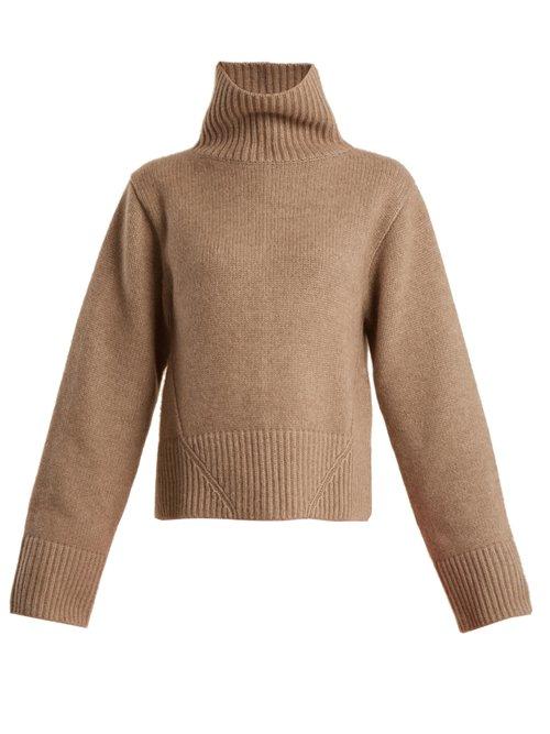 Matchesfashion.com Khaite - Wallis High Neck Cashmere Sweater - Womens - Beige