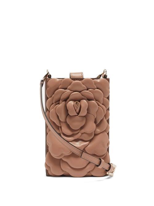 Matchesfashion.com Valentino Garavani - Atelier Mini Petal-effect Leather Shoulder Bag - Womens - Nude