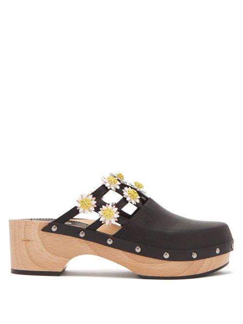 Matchesfashion.com Fabrizio Viti - Jean Floral Appliqu Leather Clogs - Womens - Black White
