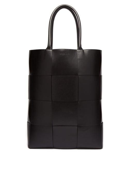 Matchesfashion.com Bottega Veneta - Oversized Intrecciato Leather Tote Bag - Mens - Black