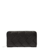 Matchesfashion.com Bottega Veneta - Maxi Intrecciato Ziparound Leather Wallet - Mens - Black