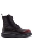 Matchesfashion.com Alexander Mcqueen - Hybrid Gradient-leather Brogue Boots - Mens - Black Red