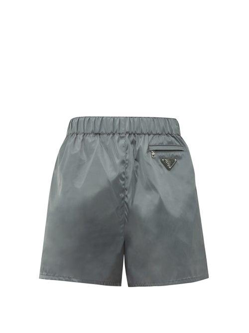 Matchesfashion.com Prada - Logo Plaque High Rise Nylon Gabardine Shorts - Womens - Grey