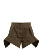 Matchesfashion.com Jw Anderson - Curved Hem Cotton Chino Shorts - Womens - Khaki