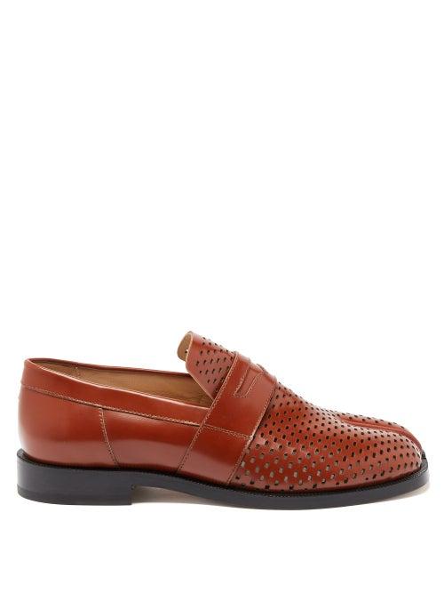 Matchesfashion.com Maison Margiela - Tabi Split-toe Perforated Loafers - Womens - Tan