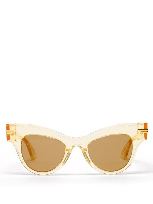 Matchesfashion.com Bottega Veneta - Cat-eye Clear-acetate And Metal Sunglasses - Womens - Yellow