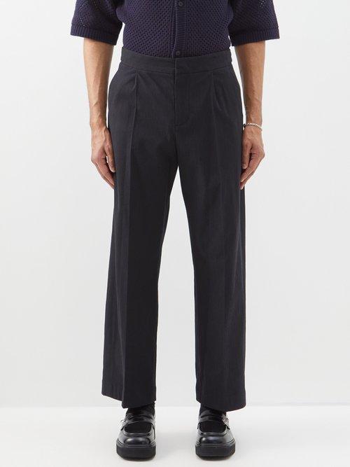 Le17septembre Homme - Pleated Textured-cotton Trousers - Mens - Black